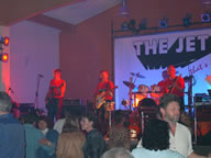 Tivola's Welt - Bildergalerie Neuendorfer Dorffest im Jahr 2003 - Beatabend mit der Gruppen The Jets, Sperrstund und Sohlmen