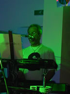 Tivola's Welt - Bildergalerie Neuendorfer Dorffest im Jahr 2003 - Beatabend mit der Gruppen The Jets, Sperrstund und Sohlmen