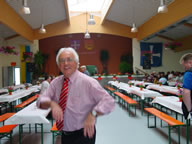 Tivola's Welt - Bildergalerie Neuendorfer Dorffest im Jahr 2003 - Beatabend mit der Gruppen The Jets, Sperrstund und Sohlmen