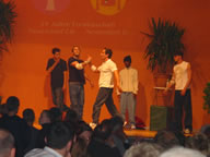 Tivola's Welt - Bildergalerie Neuendorfer Dorffest im Jahr 2003 - Beatabend mit der Gruppen The Jets, Sperrstund und Sohlmen