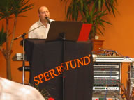 Tivola's Welt - Bildergalerie Neuendorfer Dorffest im Jahr 2003 - Beatabend mit der Gruppen The Jets, Sperrstund und Sohlmen