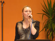 Tivola's Welt - Bildergalerie Neuendorfer Dorffest im Jahr 2003 - Beatabend mit der Gruppen The Jets, Sperrstund und Sohlmen