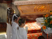 Tivola's Welt - Bildergalerie Kommunion in Neuendorf im Jahr 2003