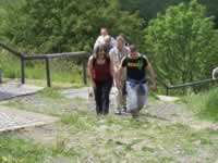 Tivola's Welt - Bildergalerie Ausflug der Brgernetze Main-Spessart e.V. in die Rhn mit Besichtigung des Senders Kreuzberg 2006