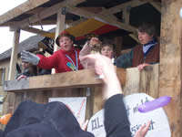 Tivola's Welt - Bildergalerie Faschingsumzug am 26.02.2006 in Langenprozelten