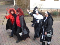 Tivola's Welt - Bildergalerie 2012-02-21 Faschingsumzug in Neuendorf mit anschließendem Kehraus in der Schönrainhalle