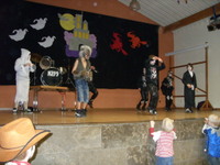 Tivola's Welt - Bildergalerie 2012-02-21 Faschingsumzug in Neuendorf mit anschließendem Kehraus in der Schönrainhalle