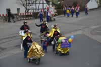 Tivola's Welt - Bildergalerie 2015-02-17: Faschingsumzug in Neuendorf